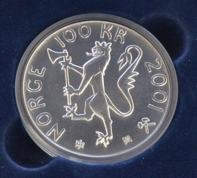 Hovedbilde 100 kr 2001 - Nobel