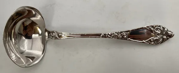 Hovedbilde Opphøyd rose: Sauseskje med krok 17 cm