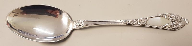 Opphøyd rose: 6 x  Liten spiseskje 18,5 cm