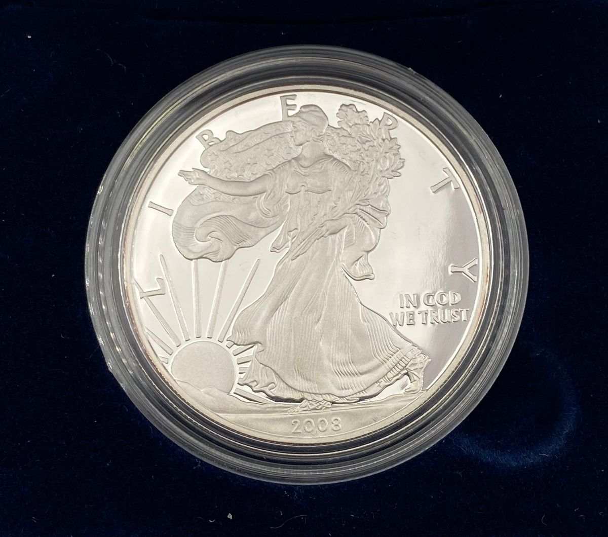 USA:1 dollar 2008 American Eagle i etui med dokumentasjon.