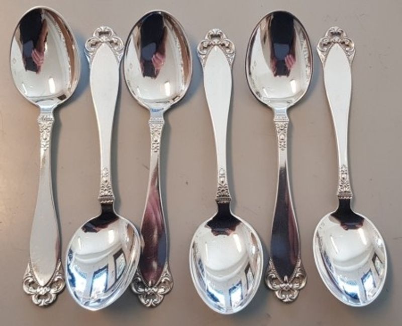 Laila: 6 x Barne/dessertskje 14,2 cm.